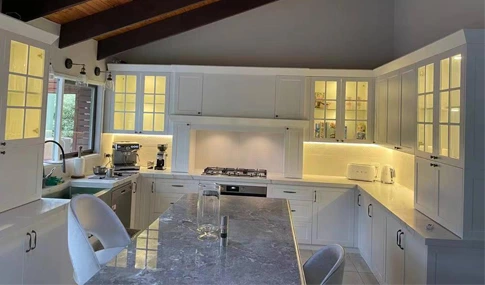 Shaker Kitchen Island for an Australia Villa