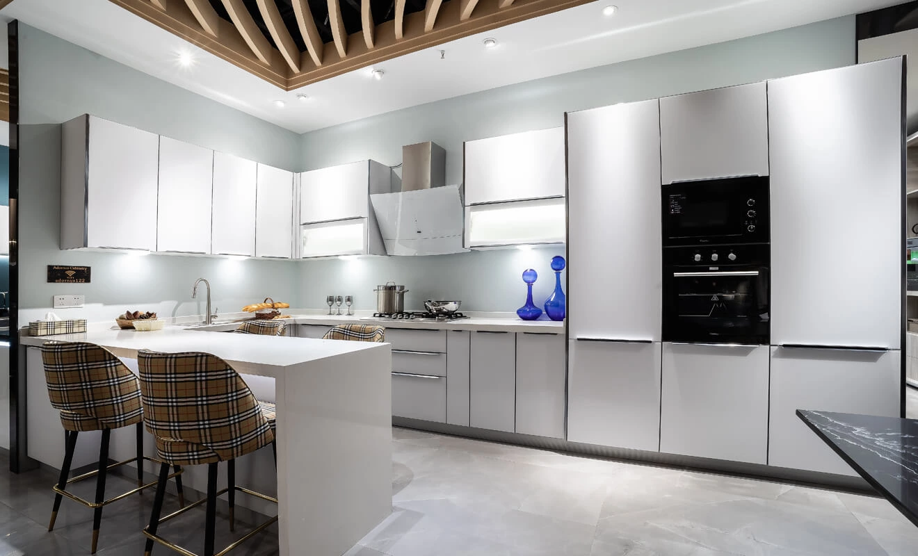 white kitchen cabinet ideas for a bright custom kitchen