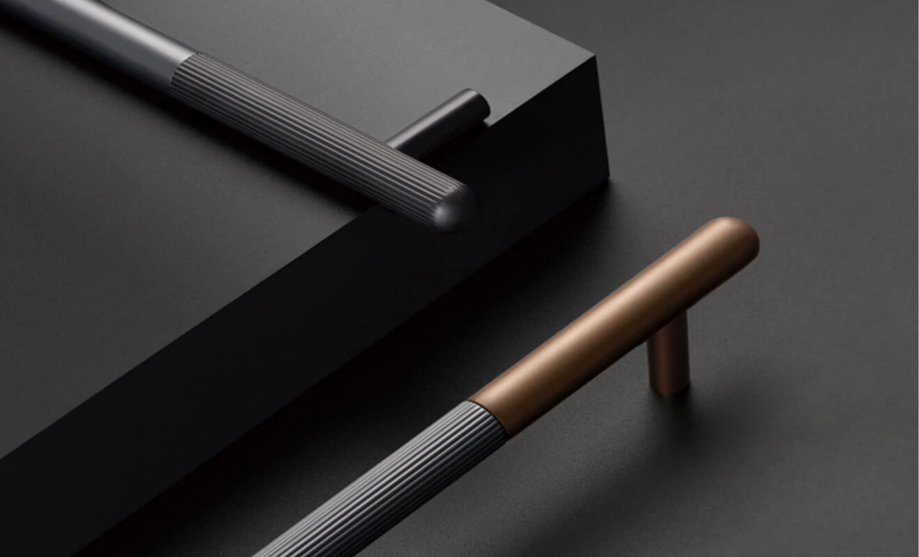 Short cabinet handles on custom cabinet doors Short cabinet handles on custom cabinet doors