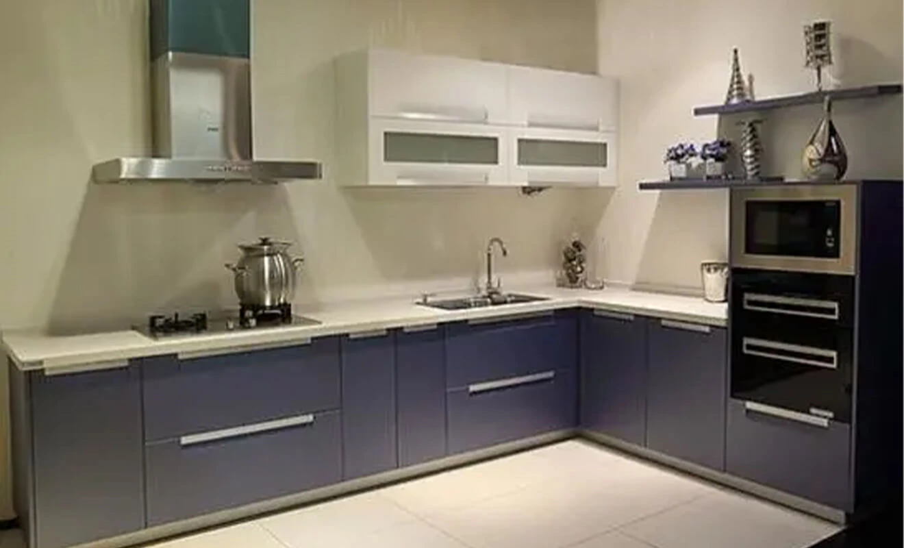 Lacquered MDF kitchen cabinet doors with a smooth painted finish Lacquered MDF kitchen cabinet doors with a smooth painted finish