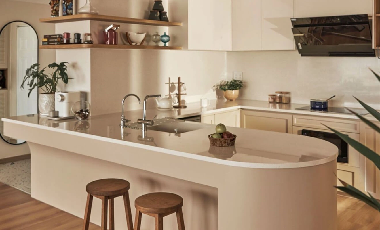 Peninsula kitchen island design for a smaller kitchen Peninsula kitchen island design for a smaller kitchen