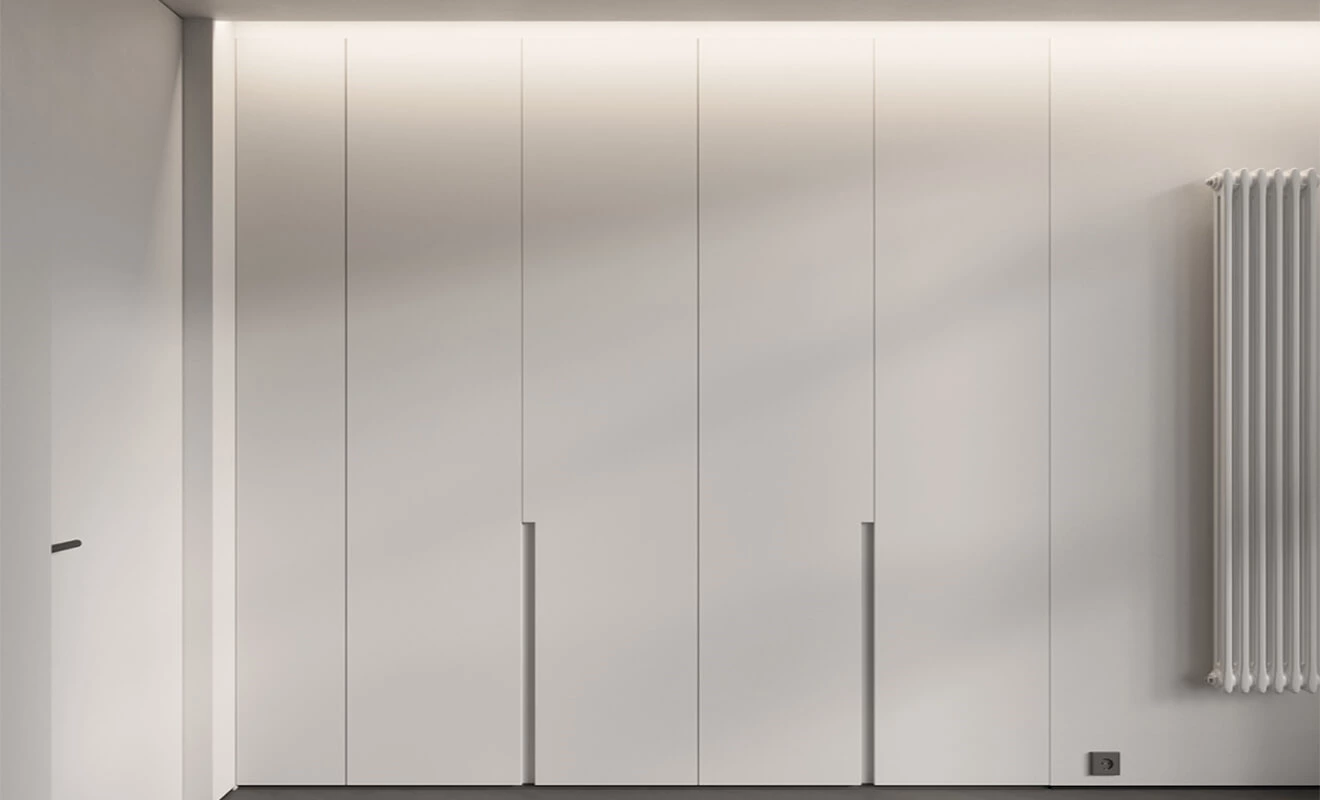 Custom wardrobe not built to the ceiling in a bedroom