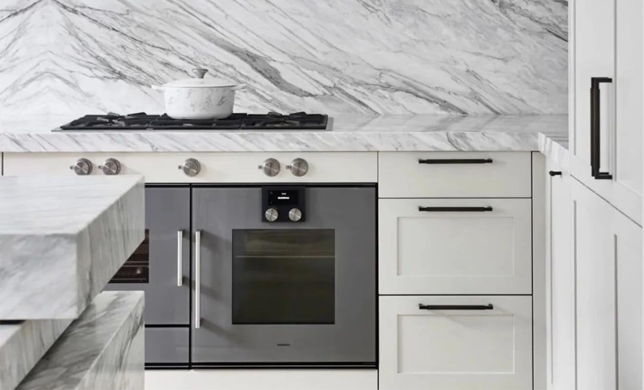 Luxury veined countertop texture for a custom kitchen