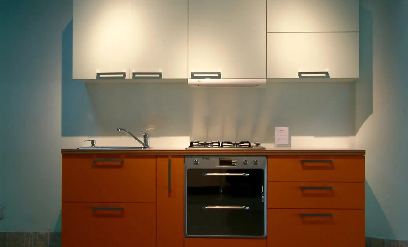 Melamine kitchen cabinet door with easy-clean decorative finish Melamine kitchen cabinet door with easy-clean decorative finish