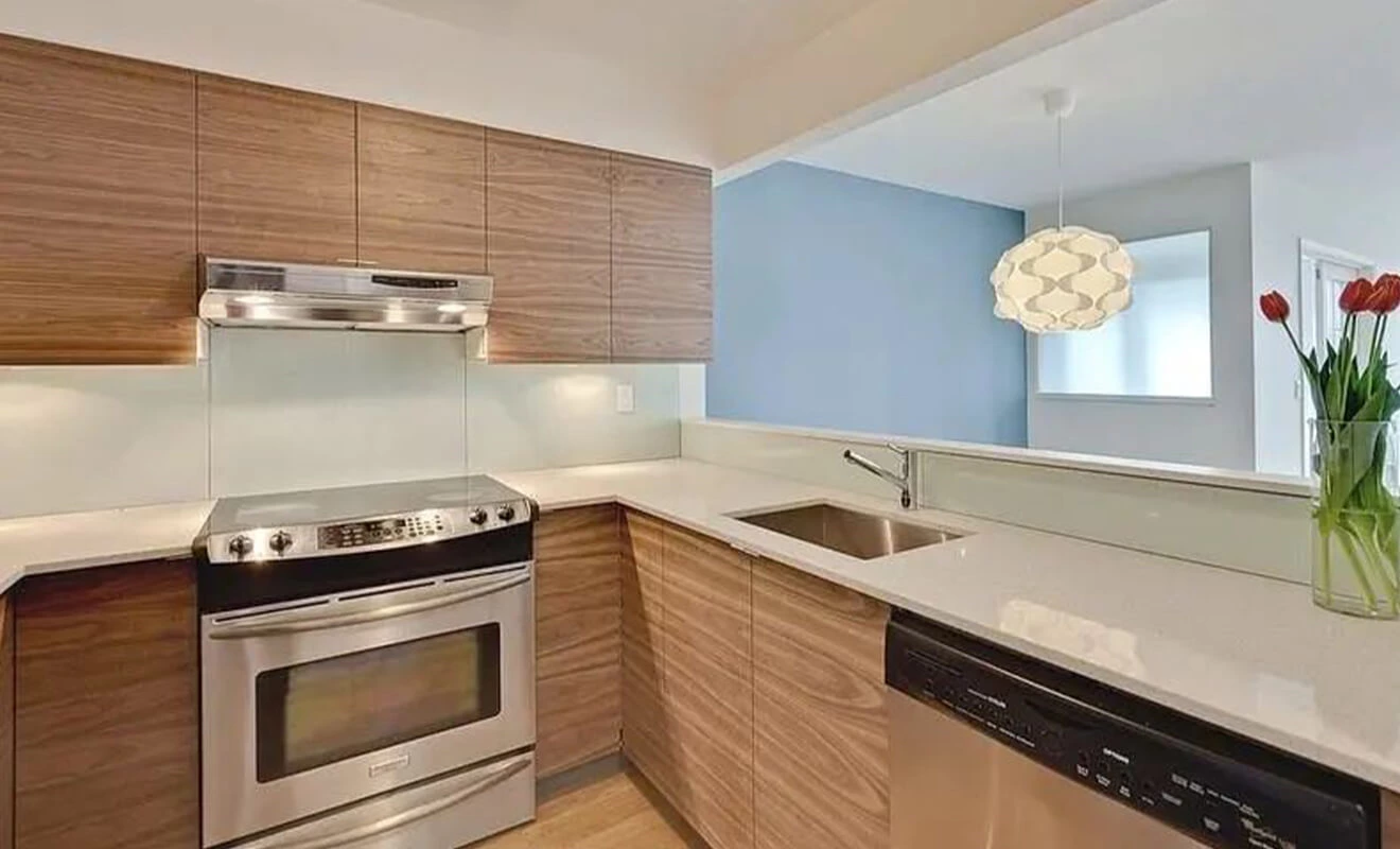 Double-finished kitchen cabinet door with durable decorative surface Double-finished kitchen cabinet door with durable decorative surface