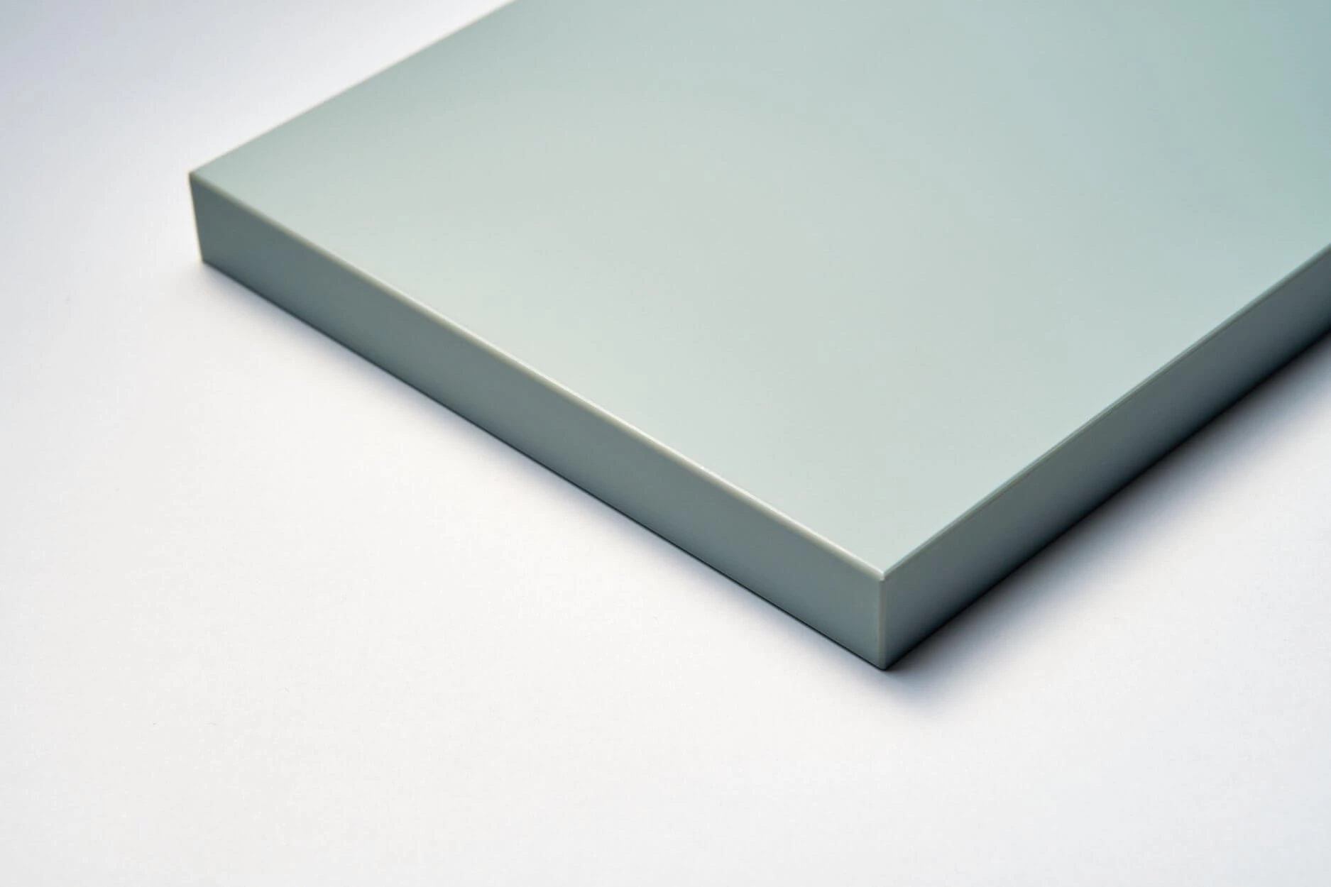 Lacquer vs. PET Kitchen Cabinet Finishes: Which One is Right for You