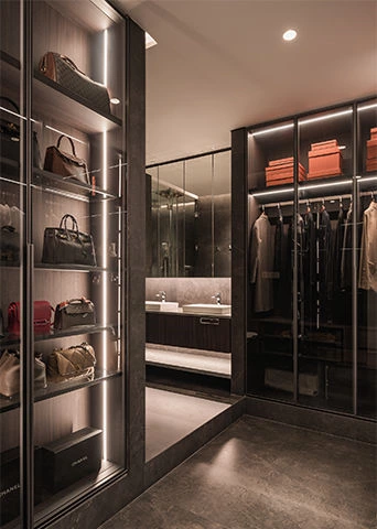 Bathroom Closet Suite | One Seamless Flow for Washing, Bathing & Dressing