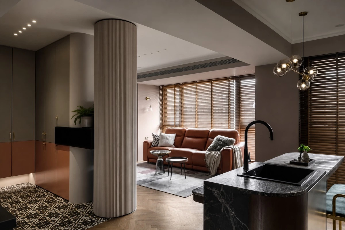 Kitchen island handwashing station near an open entryway