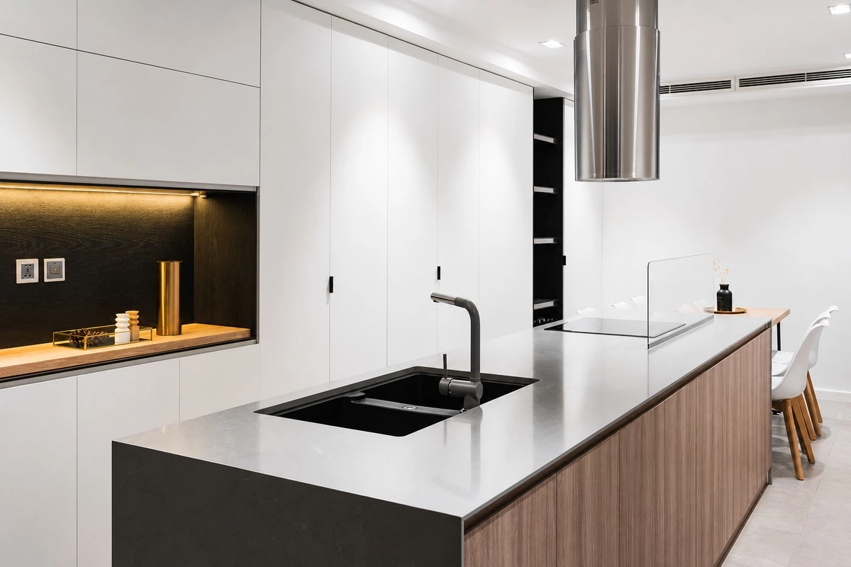 Flush-mounted lighting for a clean and low-maintenance interior