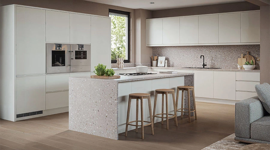 Italian Minimalist Kitchen | White Custom Cabinet Solution