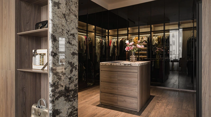 Connected Walk-In Closet | Dressing, Grooming and Study