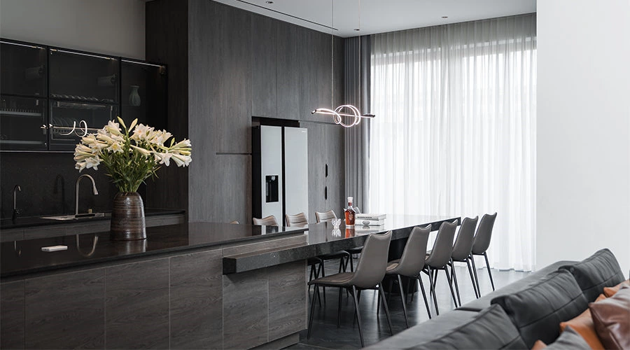 Dark Quartz Kitchen | Modern Wood and Dining Design
