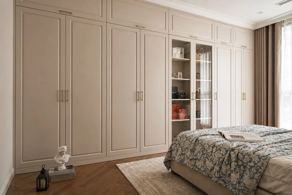 Floor-to-ceiling cabinets for dust-free storage and a clean interior