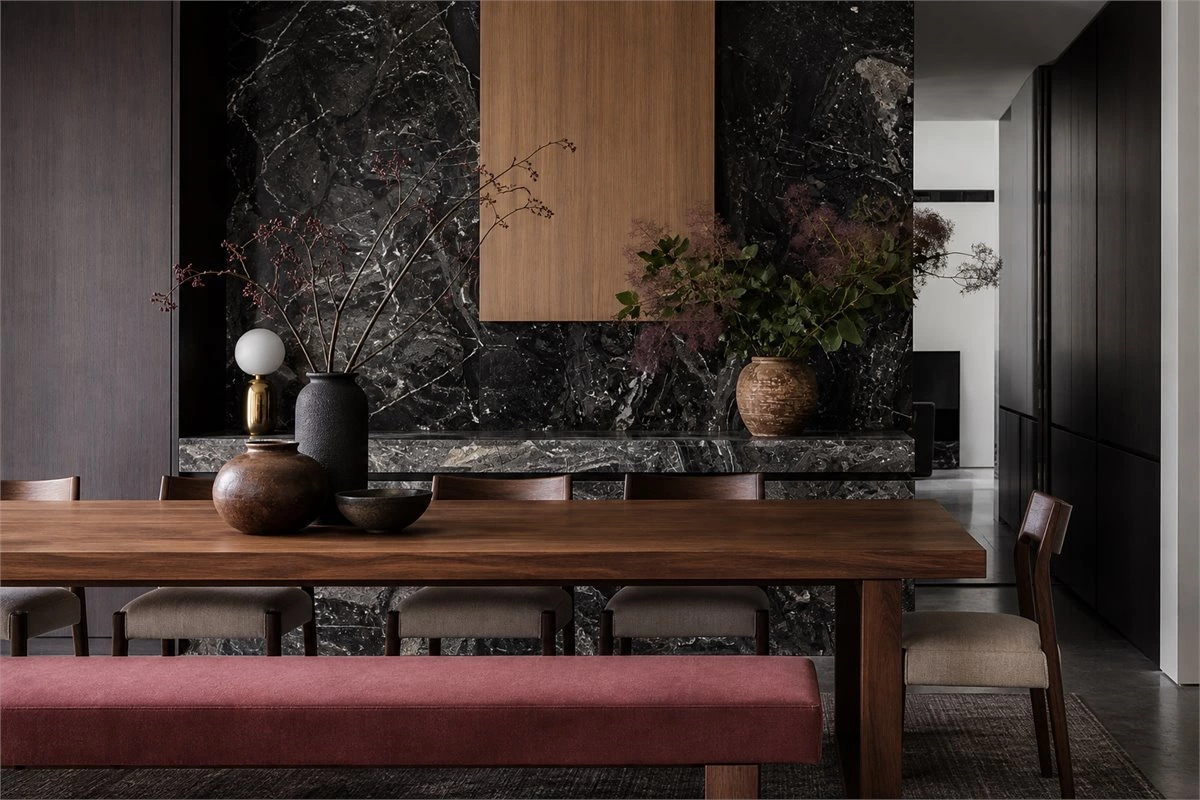 Statement color accents in stylish modern home decor