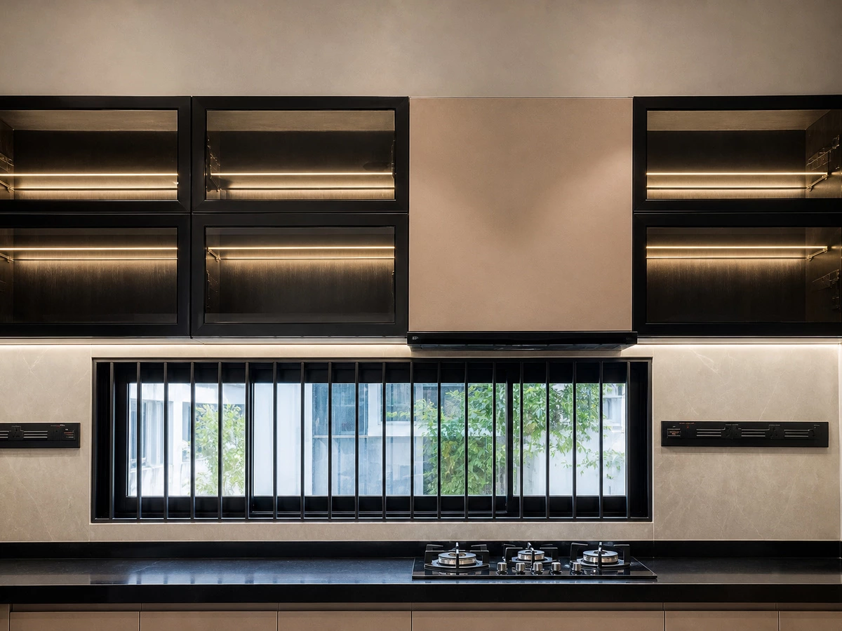 Black glass-fronted kitchen cabinet doors with high-gloss finish