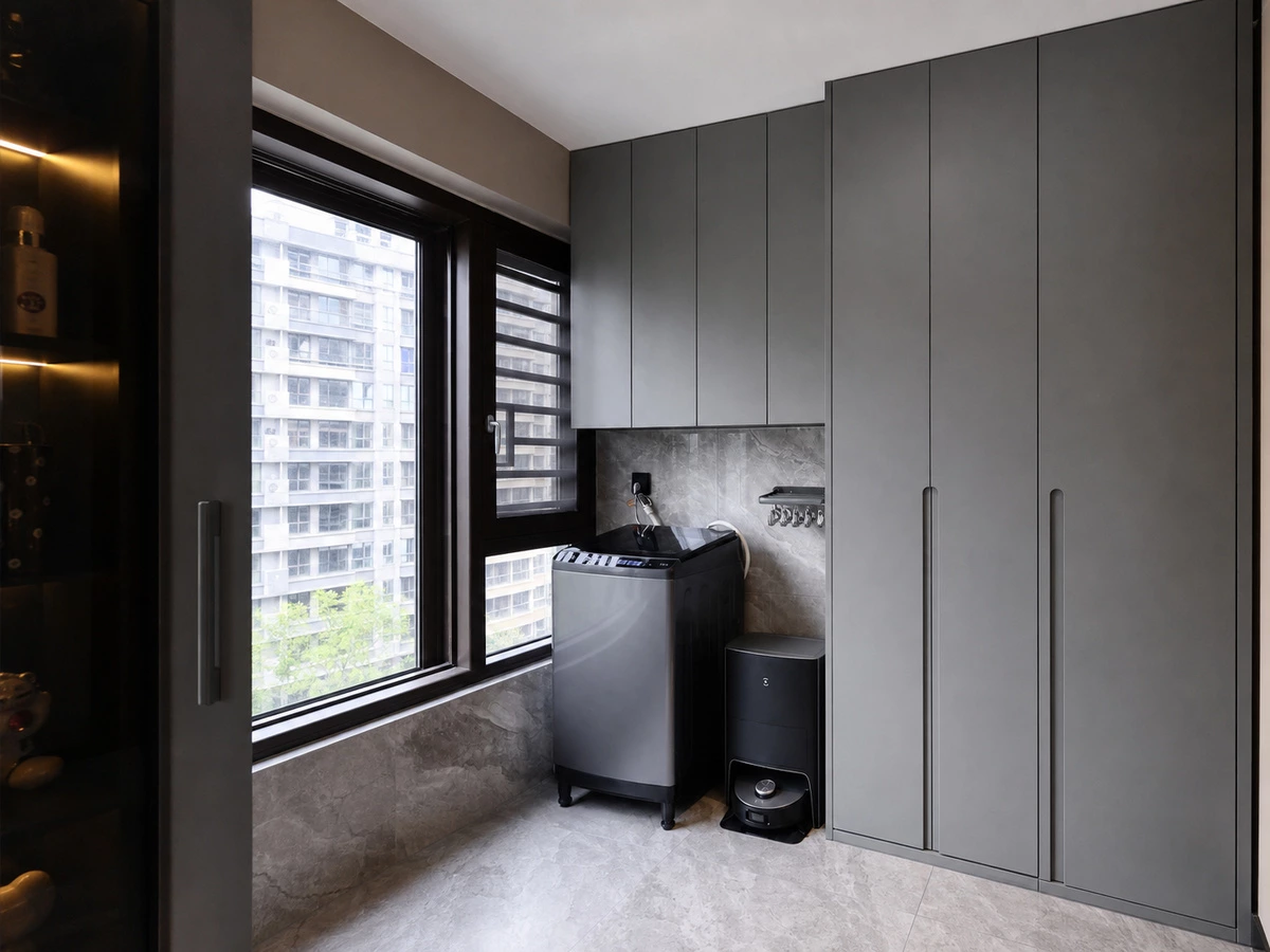 Built-in balcony storage cabinets connected to the Foshan living room
