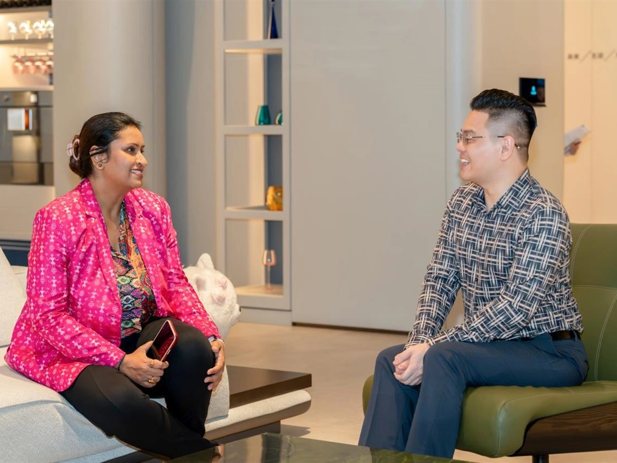 ALLURE Welcomes the INDII&nbsp;VERSE Delegation of Women